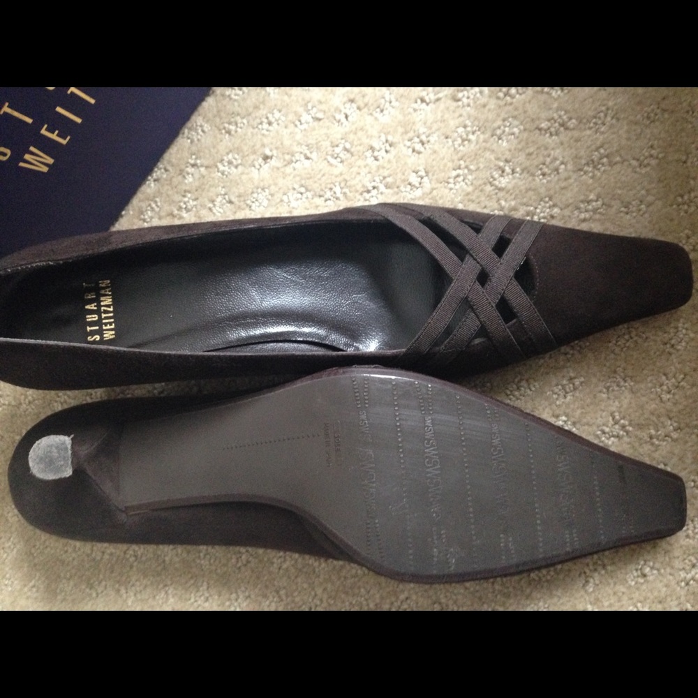 Stuart weitzman brown suede classic pump